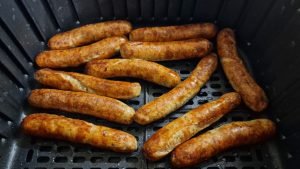 Grillwurst in der Heißluftfritteuse braten